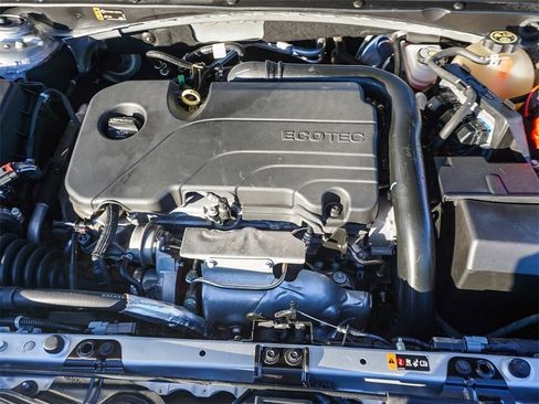 Used 2022 Chevrolet Malibu LT image 25