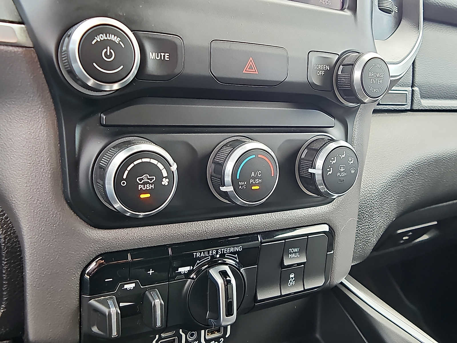 Used 2022 RAM 1500 Big Horn w/ Trailer Tow Group AWD/4WD image 15