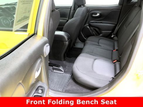 Used 2023 Jeep Renegade Latitude w/ Sun & Fun Group image 27