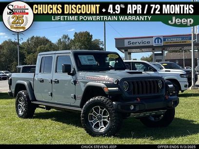 New 2025 Jeep Gladiator Mojave w/ Convenience Group