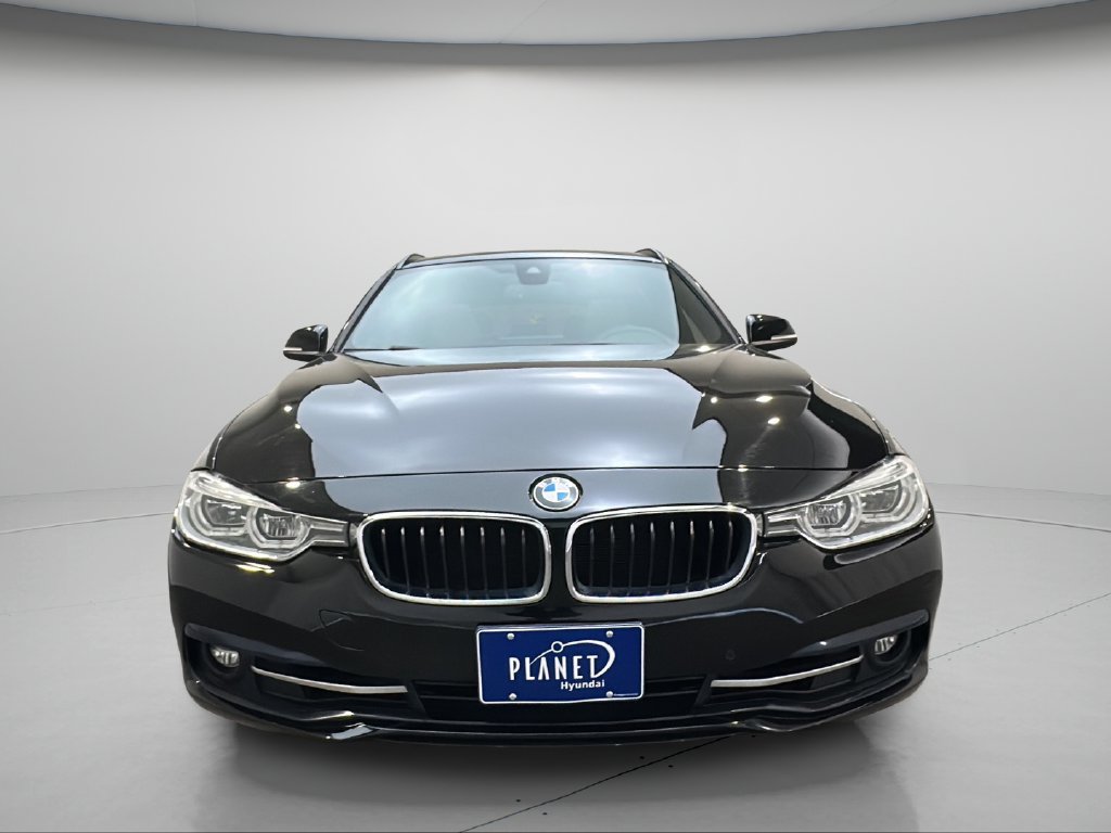 Used 2017 BMW 330i xDrive Wagon AWD/4WD image 5