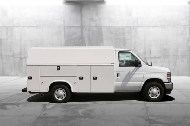 New 2026 Ford E-350 and Econoline 350 Super Duty w/ Power Equipment Group RWD image 5