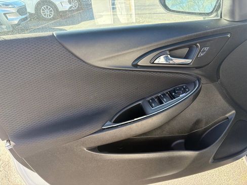 Used 2022 Chevrolet Malibu LT image 12