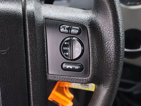 Used 2016 Ford F550 4x4 Regular Cab Super Duty image 20