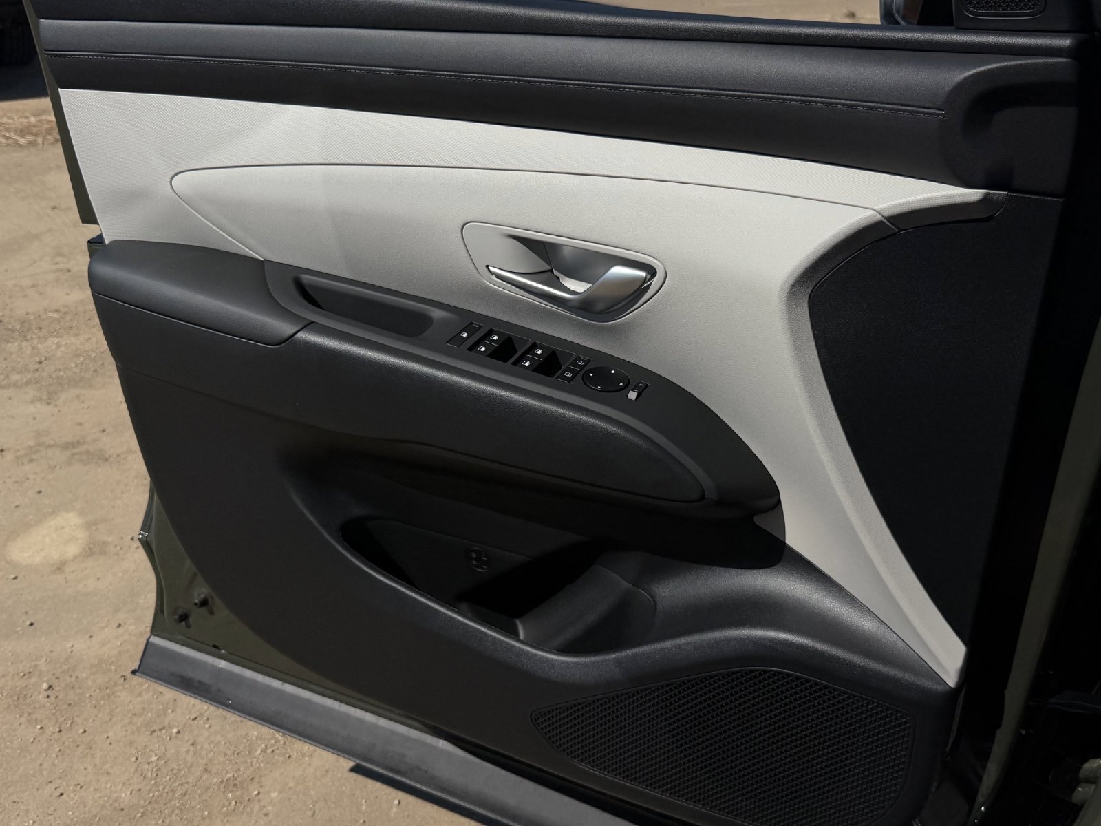 Certified 2026 Hyundai Tucson SE FWD image 23