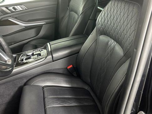 Used 2025 BMW X5 xDrive50e image 12