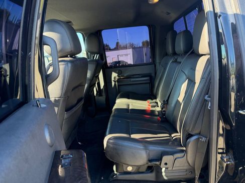 Used 2015 Ford F250 Platinum w/ FX4 Off-Road Package image 12