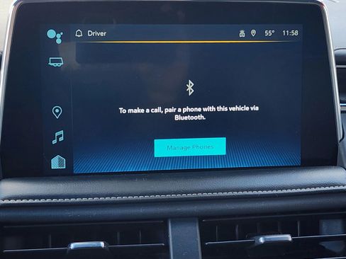 Used 2023 Chevrolet Suburban Premier image 34