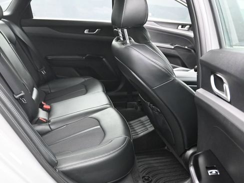 Used 2024 Kia K5 GT-Line image 13