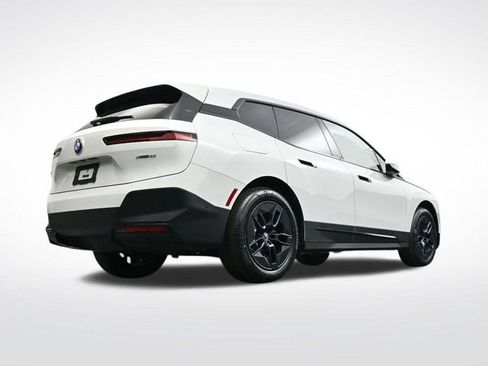 Used 2024 BMW iX xDrive50 w/ Premium Package image 31