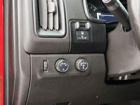 Used 2018 Chevrolet Colorado ZR2 image 18