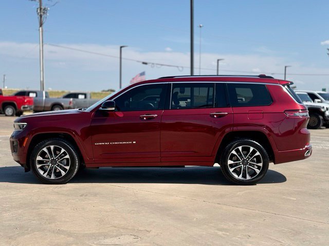 Used 2021 Jeep Grand Cherokee L Overland w/ Luxury Tech Group IV AWD/4WD image 5