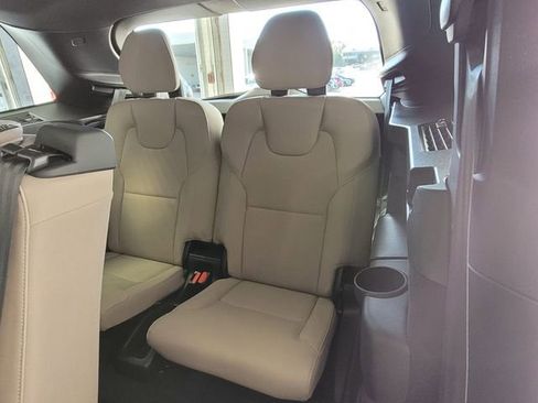 New 2026 Volvo XC90 B6 Core w/ Protection Package AWD/4WD image 14