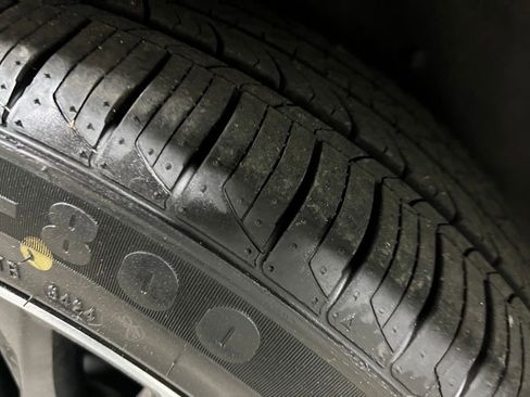 Used 2024 Toyota Camry SE image 36