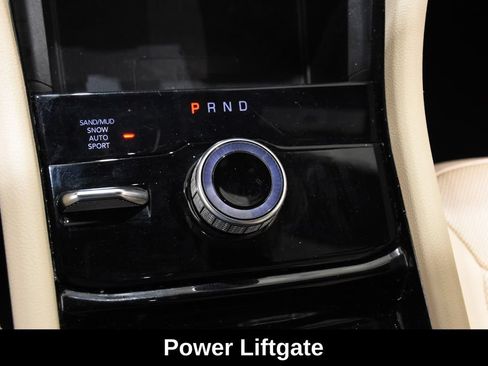 Used 2023 Jeep Grand Cherokee L Limited w/ Luxury Tech Group II AWD/4WD image 24