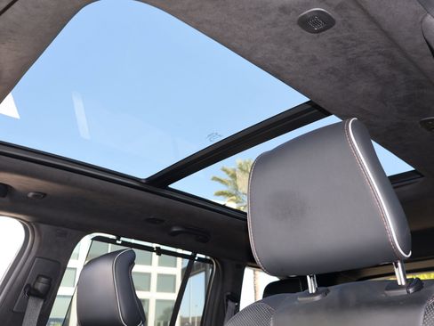 Used 2023 Jeep Grand Cherokee Summit image 5