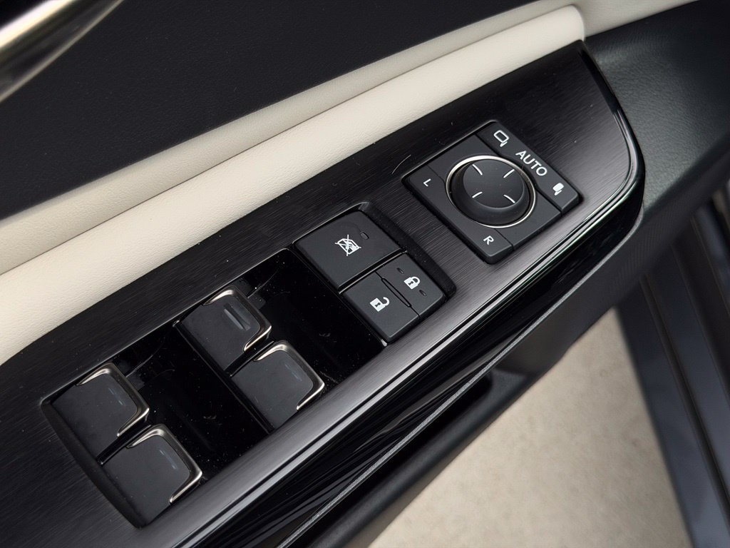 Used 2024 Lexus ES 350 w/ Technology Package FWD image 21