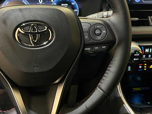 Certified 2025 Toyota RAV4 XSE image 20