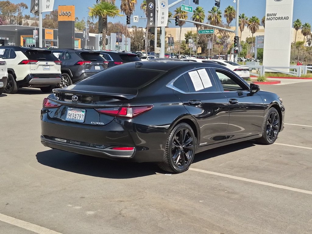 Used 2022 Lexus ES 300h F Sport w/ Accessory Package 2 FWD image 6