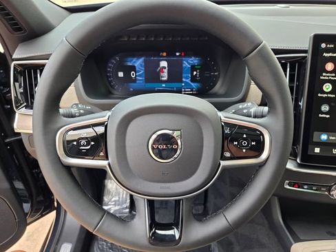 New 2026 Volvo XC90 T8 Plus w/ Protection Package Premier AWD/4WD image 30