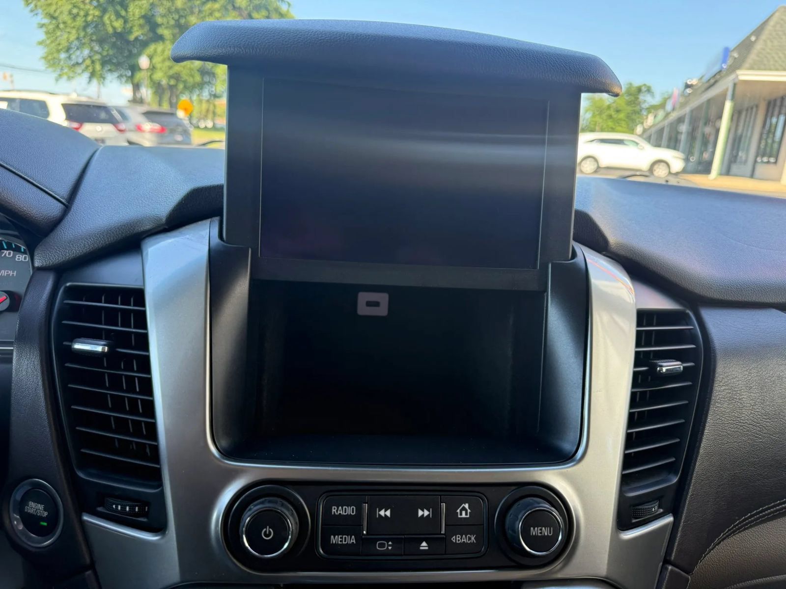 Used 2015 Chevrolet Suburban LTZ AWD/4WD image 27