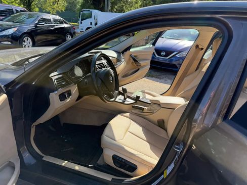 Used 2014 BMW 320i Sedan image 15
