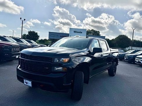 Used 2021 Chevrolet Silverado 1500 Custom Trail Boss AWD/4WD image 3