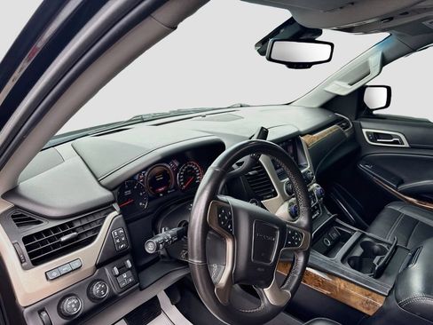 Used 2015 GMC Yukon Denali AWD/4WD image 9