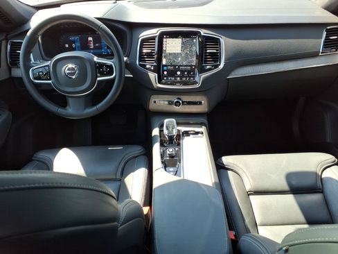 Certified 2024 Volvo XC90 B6 Ultimate w/ Protection Package Premier AWD/4WD image 12
