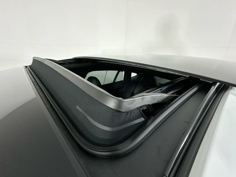 Certified 2025 Porsche Panamera 4S AWD/4WD image 14