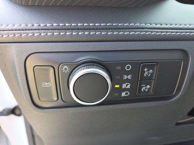 Used 2025 Ford Mustang Coupe RWD image 25