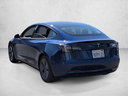 Used 2021 Tesla Model 3 Standard Range Plus RWD image 4