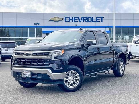Used 2022 Chevrolet Silverado 1500 LT image 1