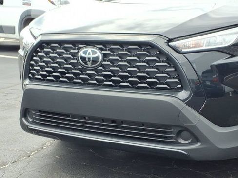Used 2025 Toyota Corolla Cross L FWD image 35