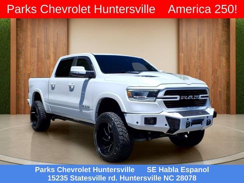 Used 2022 RAM 1500 Laramie AWD/4WD image 1