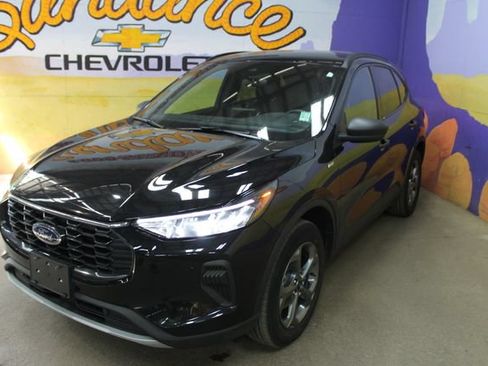 Used 2025 Ford Escape ST-Line AWD/4WD image 4