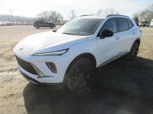 New 2026 Buick Envision Sport Touring image 10