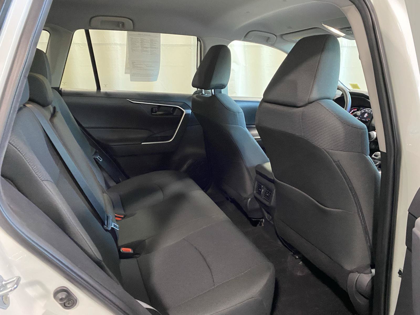 Certified 2025 Toyota RAV4 LE AWD/4WD image 18