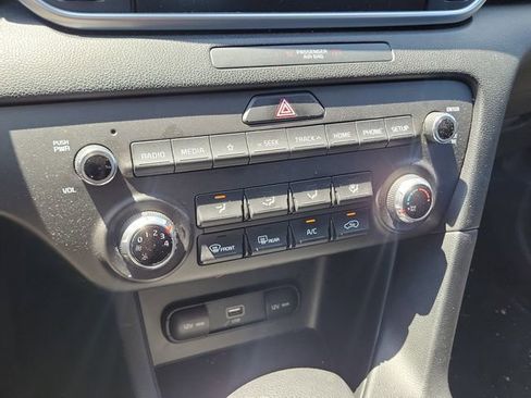 Used 2020 Kia Sportage LX FWD image 28