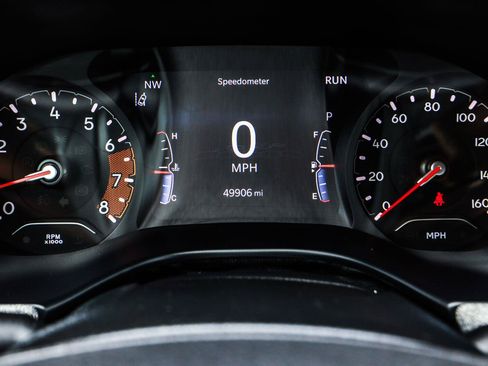 Used 2024 Jeep Compass Latitude AWD/4WD image 6