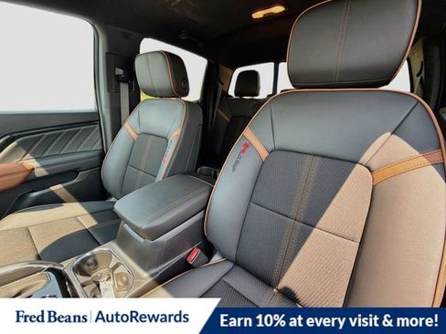 New 2026 GMC Canyon AT4 AWD/4WD image 13