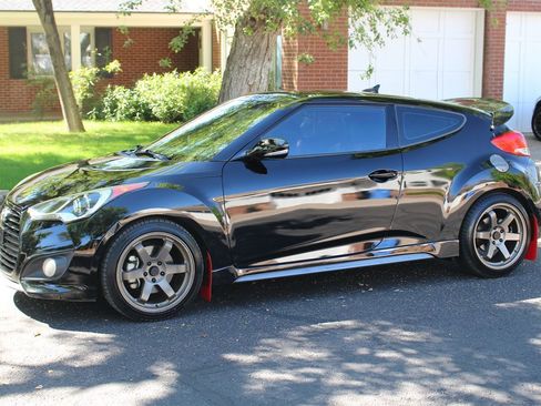 Used 2016 Hyundai Veloster Turbo w/ Option Group 04 image 35