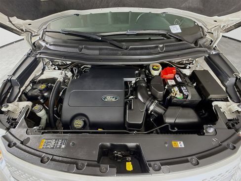 Used 2014 Ford Explorer Limited image 29