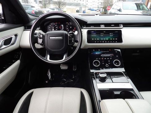 Used 2020 Land Rover Range Rover Velar R-Dynamic S image 15