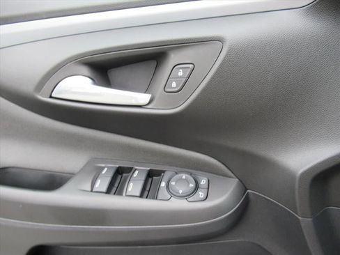 New 2026 Buick Envista Preferred image 19