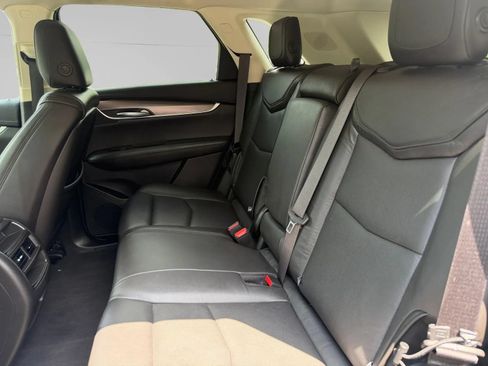 Used 2019 Cadillac XT5 Luxury AWD/4WD image 15