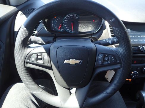 Used 2017 Chevrolet Trax LT image 14