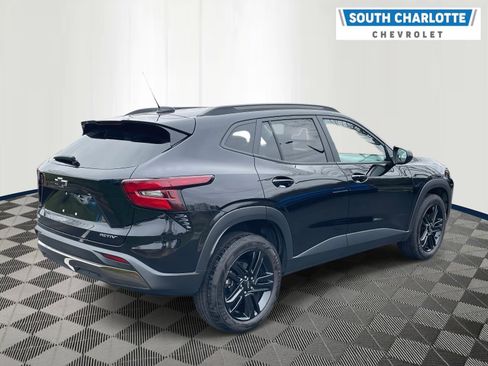 Used 2024 Chevrolet Trax ACTIV w/ Driver Confidence Package image 5