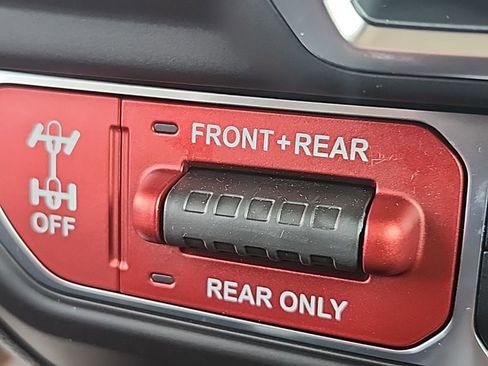 New 2026 Jeep Gladiator Rubicon w/ Steel Power Dome Hood Package image 8