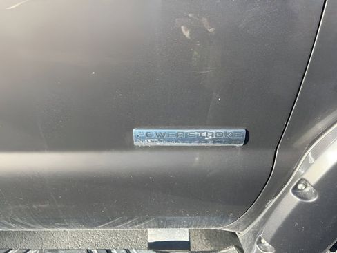 Used 2007 Ford F350 Lariat image 12